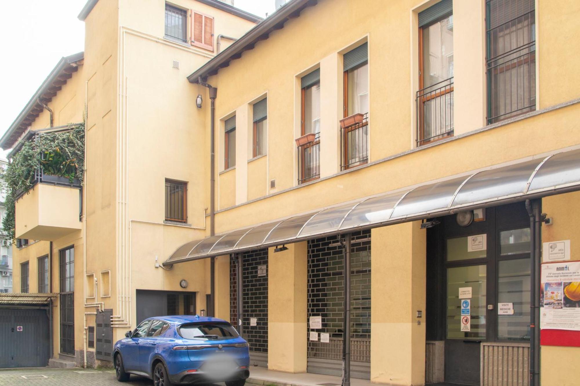 Small Island In Milan Apartment Exterior photo